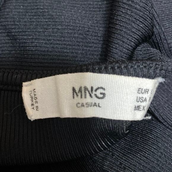 MNG Mango Women's Black Rib Knit Scoop Neck Short Sleeve Mini Bodycon Dress Sz 8 - Picture 3 of 3